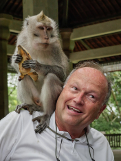 A5FCBED7-39C0-4A06-A99A-64FA8B479C16